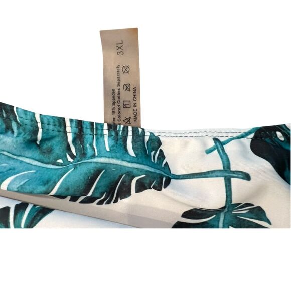 EUC Plus Size Tropical Leaf Swimsuit Set - Fits like 2X - Picture 6 of 6